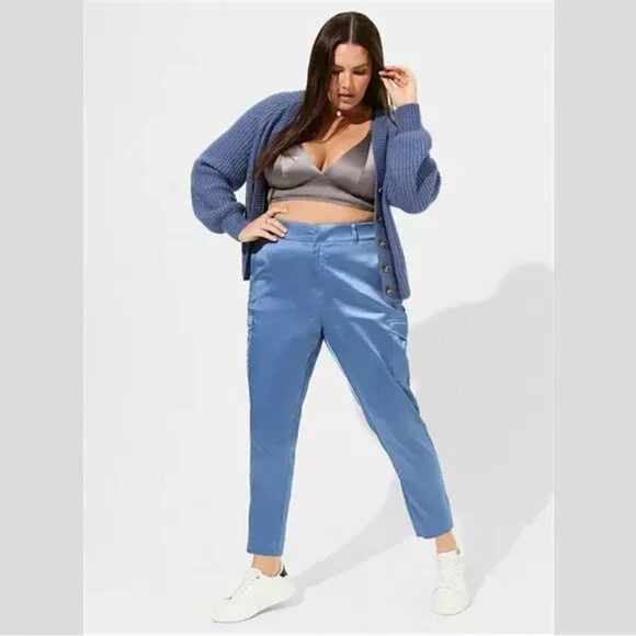 Torrid - Relaxed Taper Satin Cargo Pant in Blue Horizon​​​​ - Picture 10 of 12